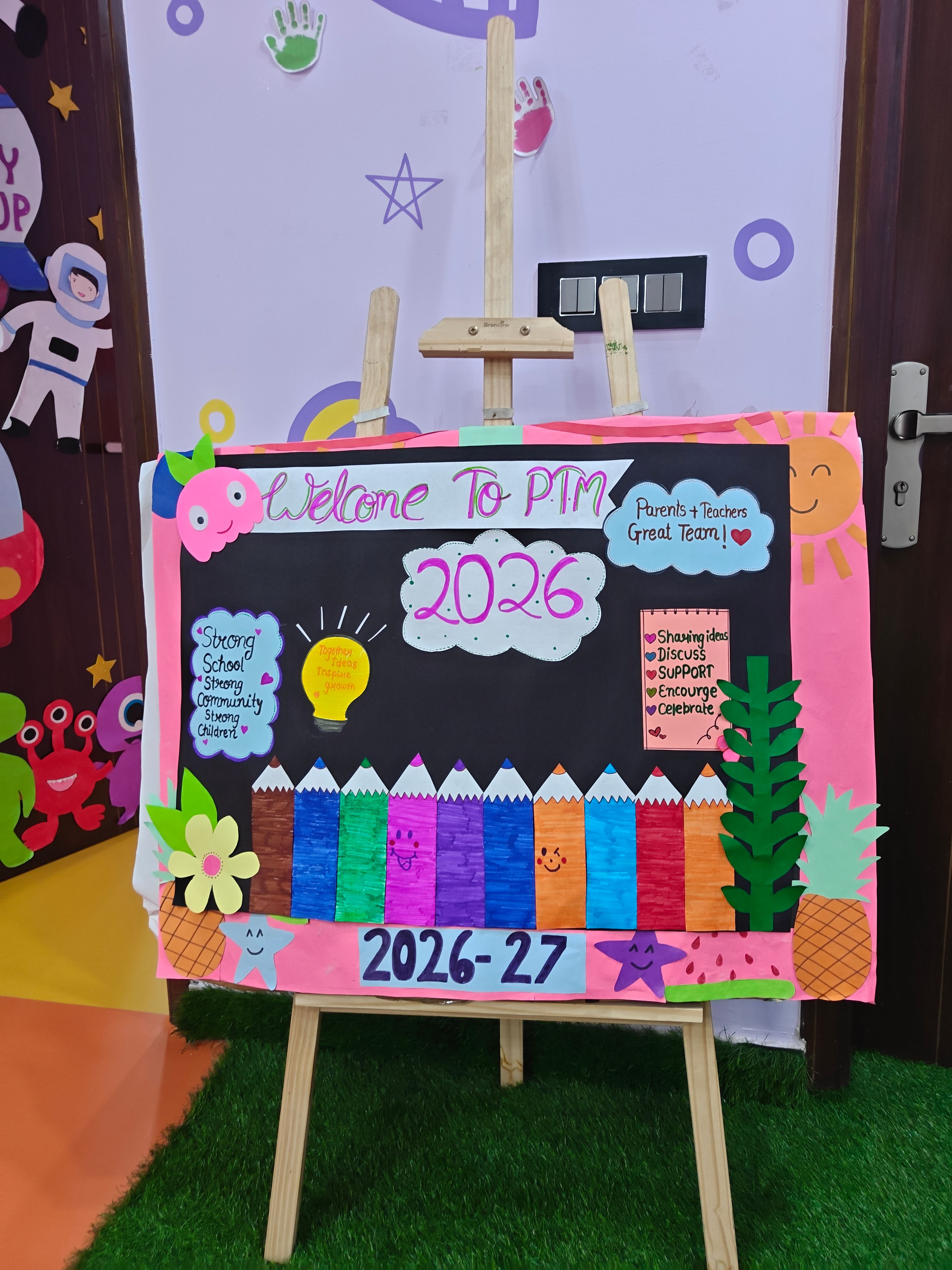 A moment at Kidzee Sector 12 Dwarka