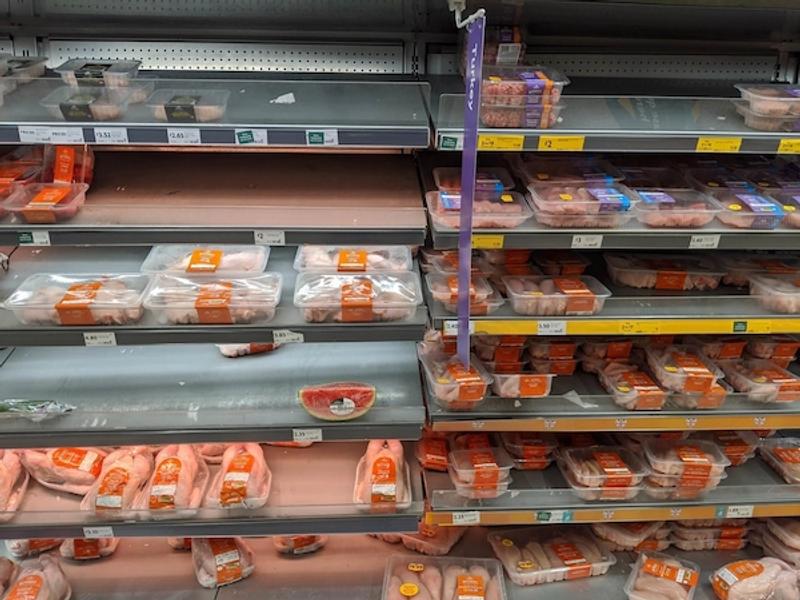 supermarket_meat_shelf