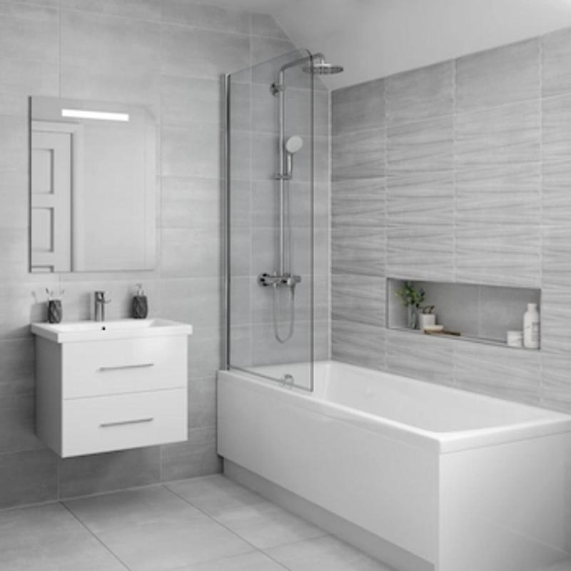 uk_shower_with_bathtub