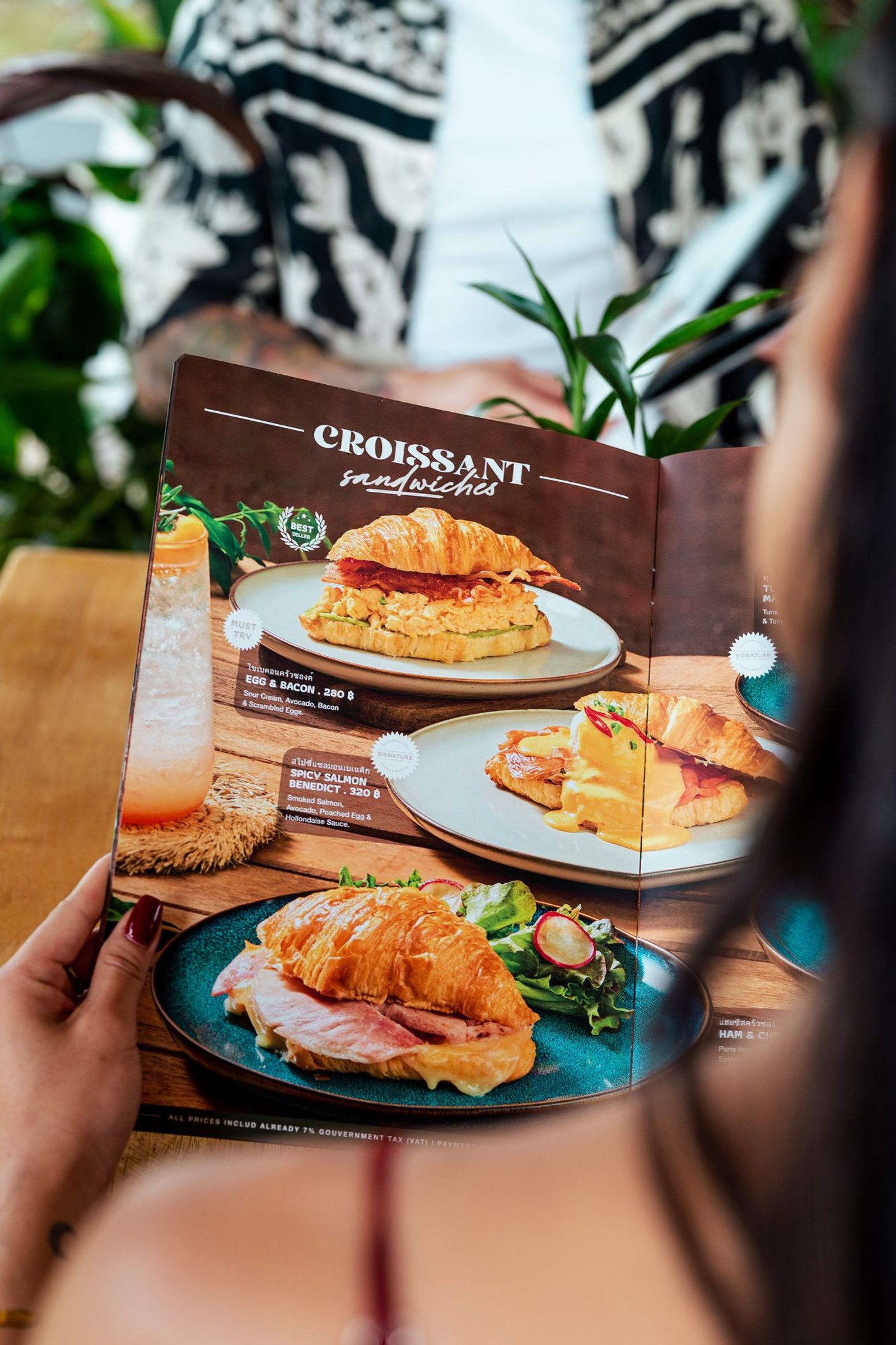 Creme Cafe — work by Crispy Studio