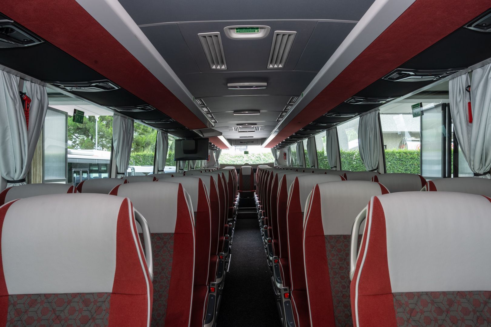 MERCEDES TOURISMO 15 RHD 2026 Zambetti bus