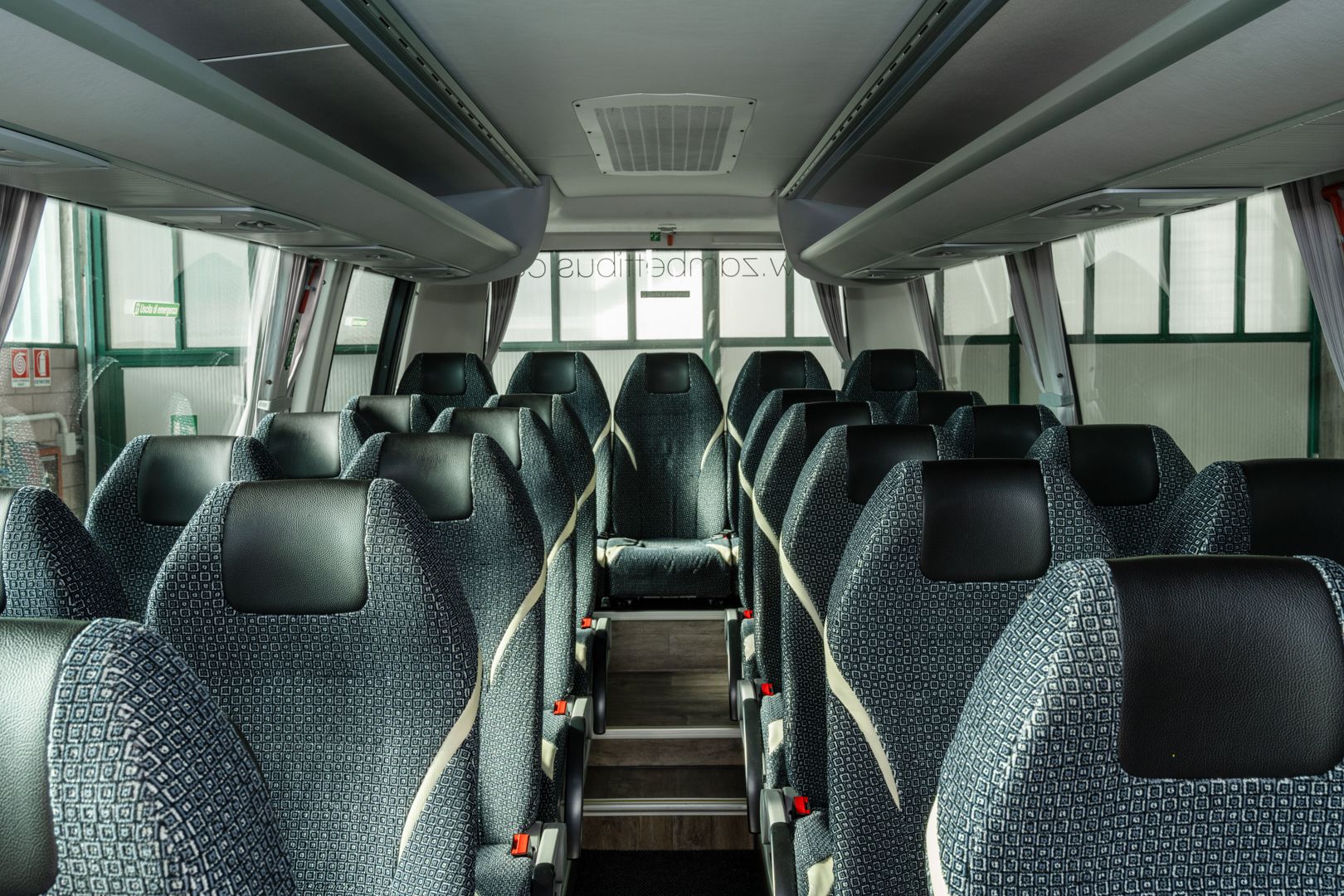 Zambetti Bus - Iveco Daily Wings - Dettaglio 03