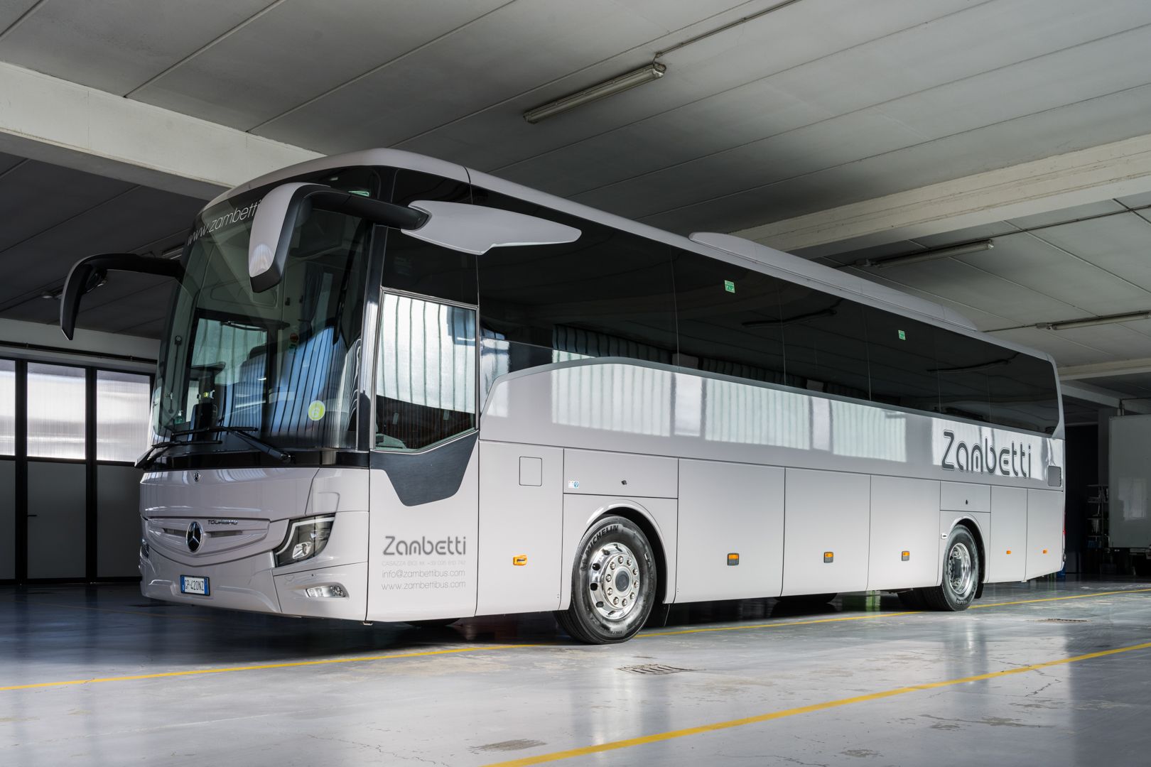 MERCEDES TOURISMO 15 RHD 2023 Zambeti bus