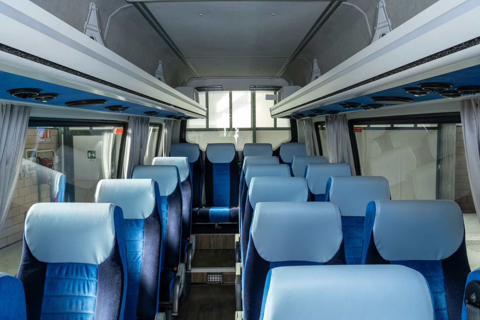 Zambetti Bus - Iveco Daily Tourys - Dettaglio 03