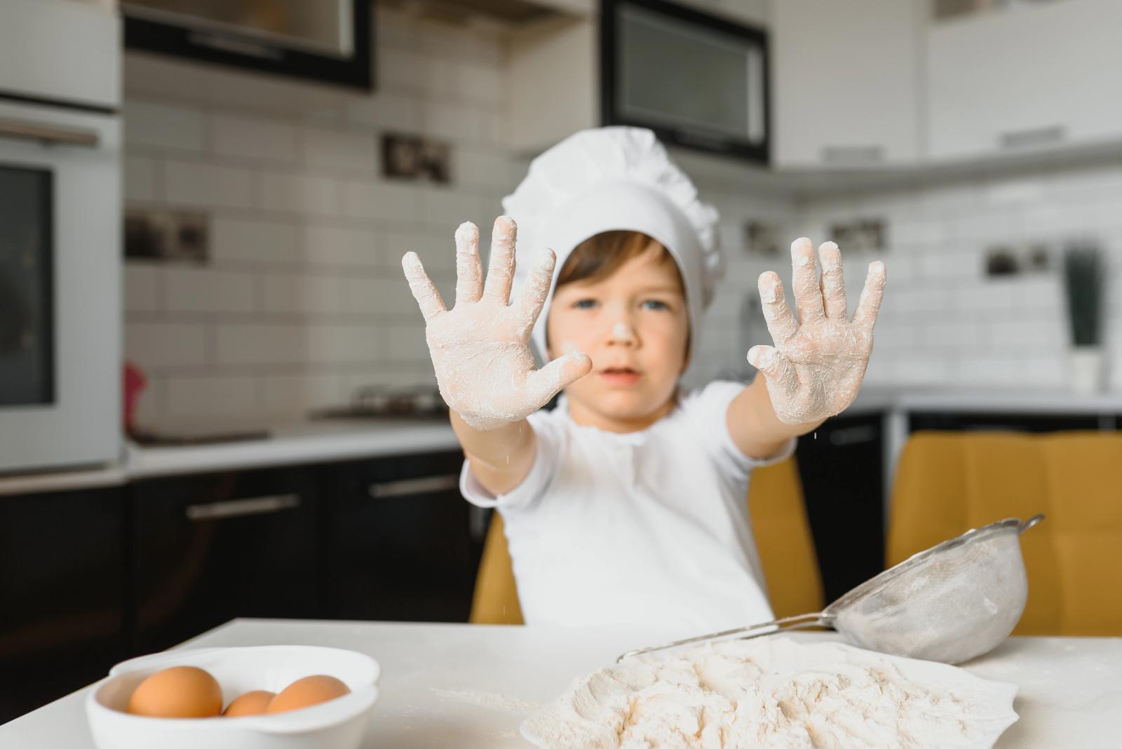 12 Easy Recipes Kids Can Cook Themselves (By Age, Ages 5-12)