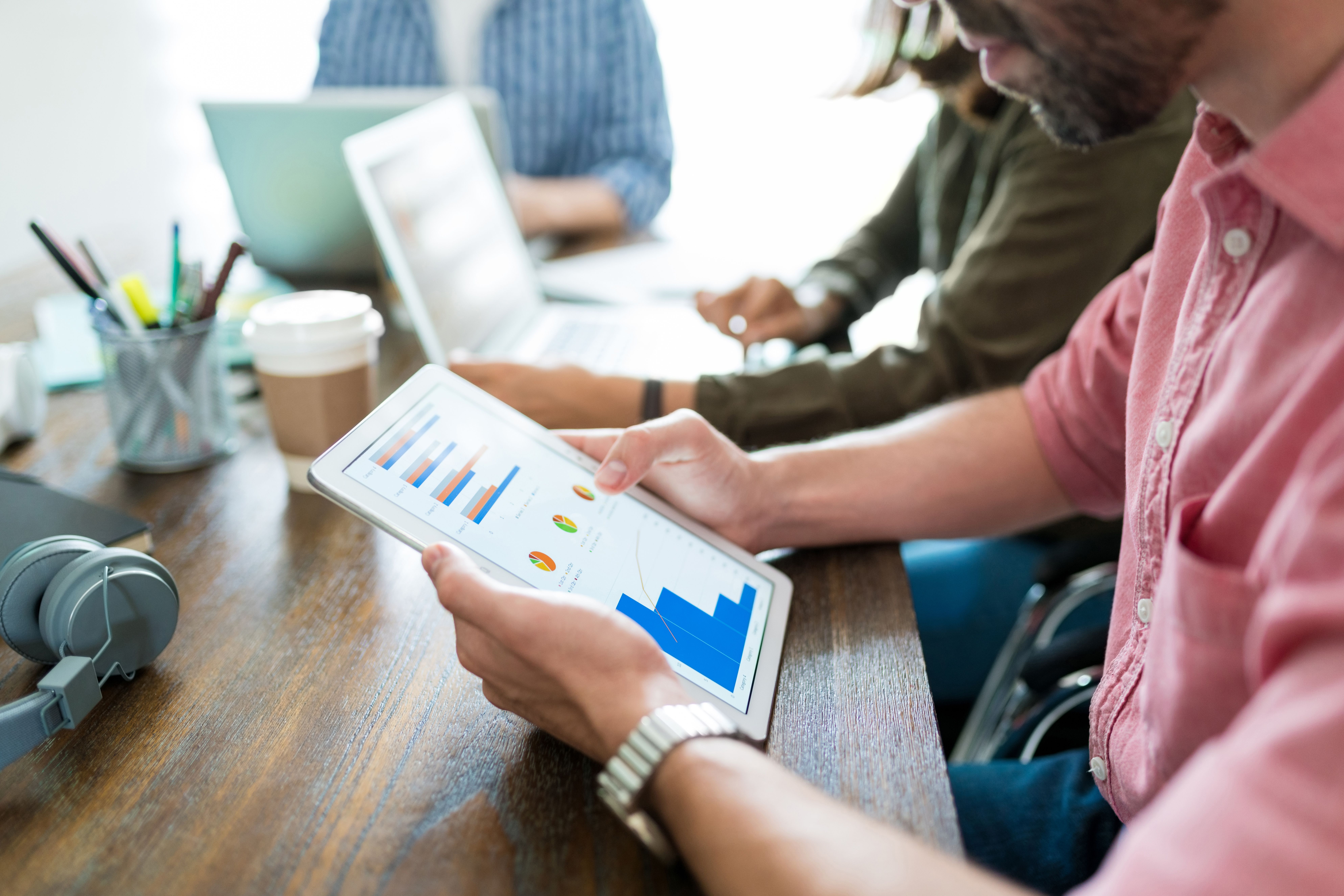 PERFORMANCE CAMPAIGNS