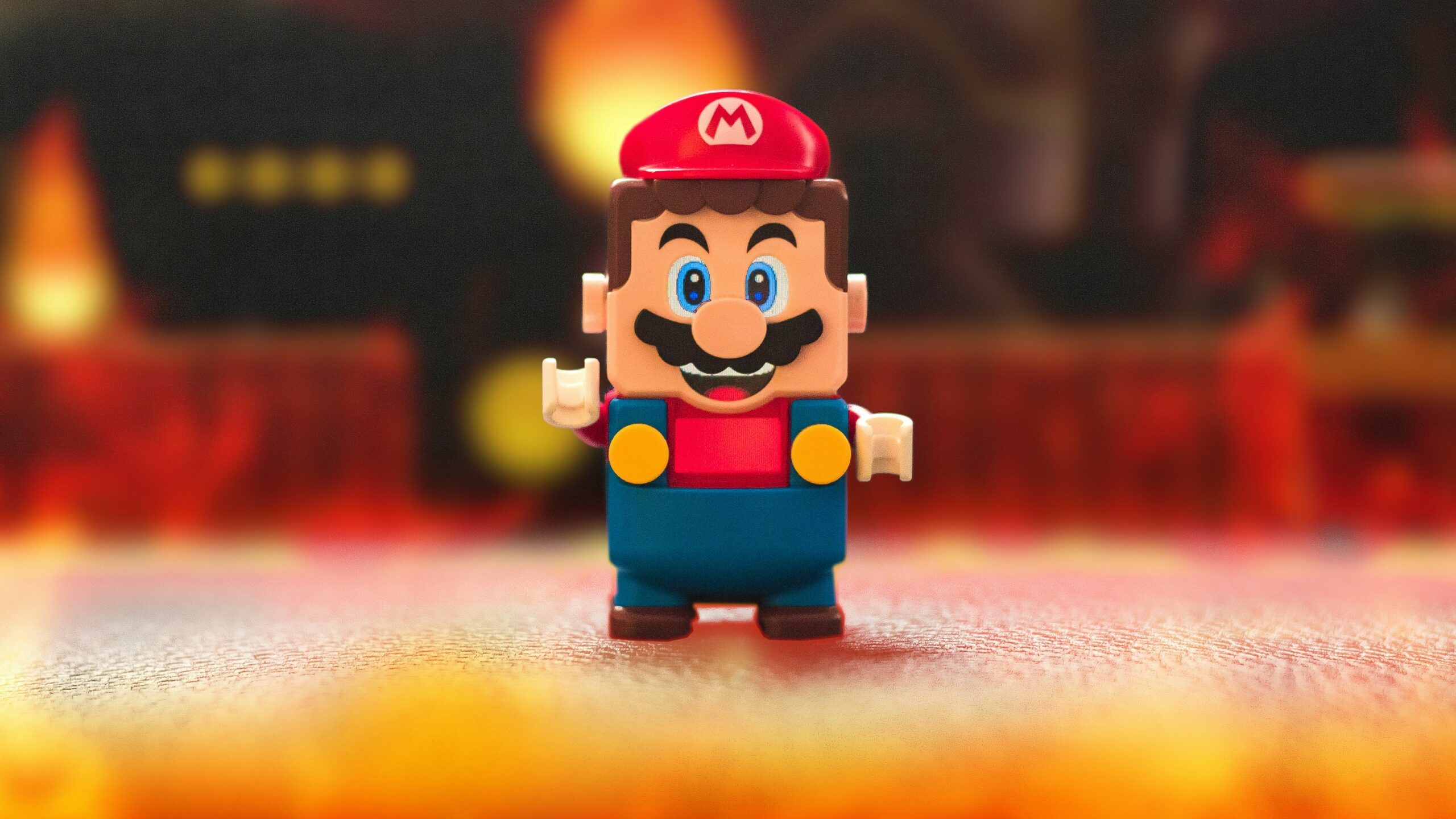 Navigating the Challenges of Influencer Marketing in the Gaming Industry: Tips for Success