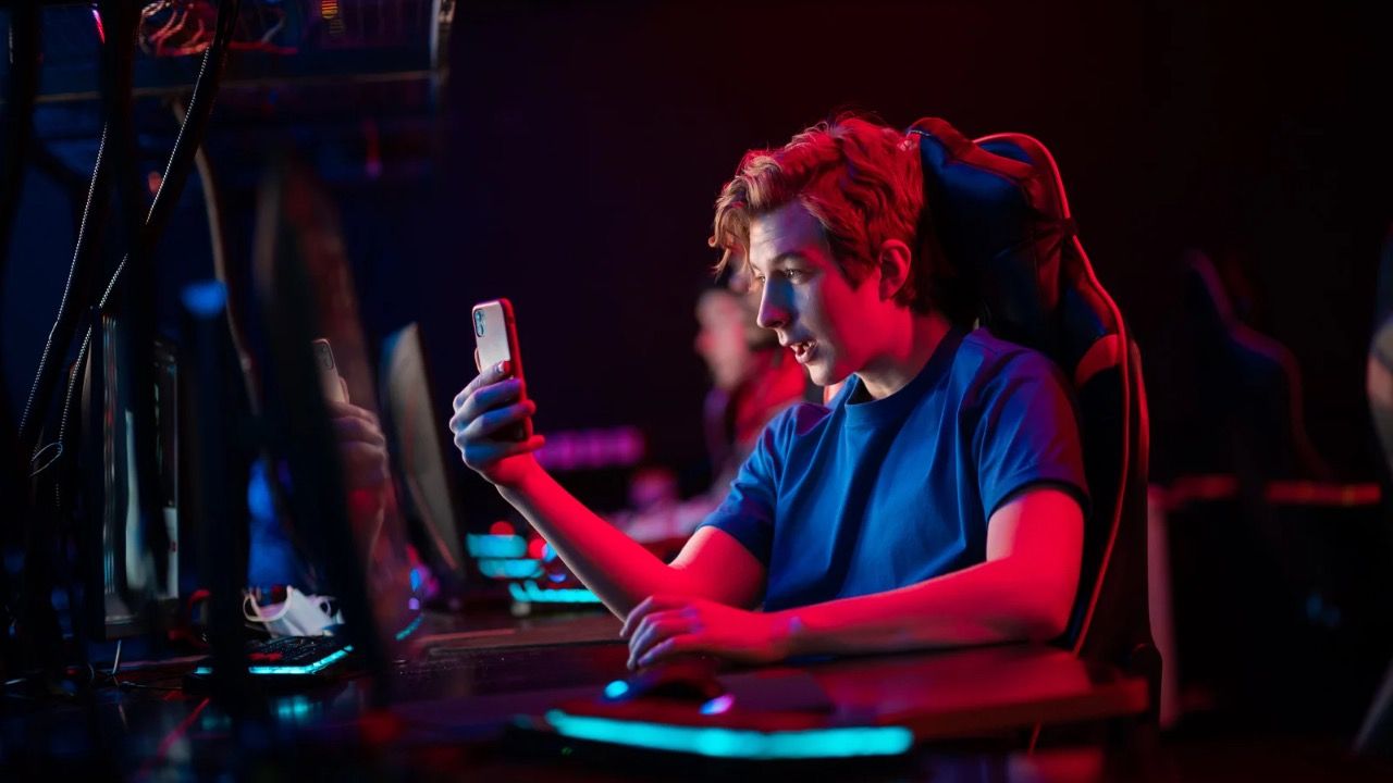 The Power of Twitch Marketing: How Influencers Can Reach New Heights with Live Streaming