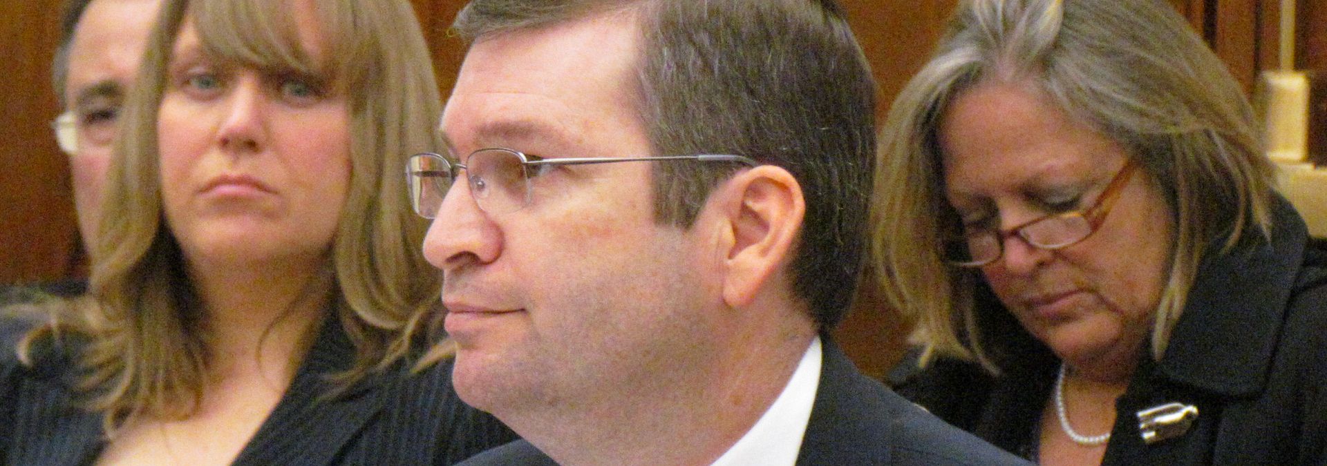 A longtime Environmental Protection Agency toxicologist calls Michael Honeycutt's weakening of TCEQ's standard on ethylene oxide "completely unreasonable."