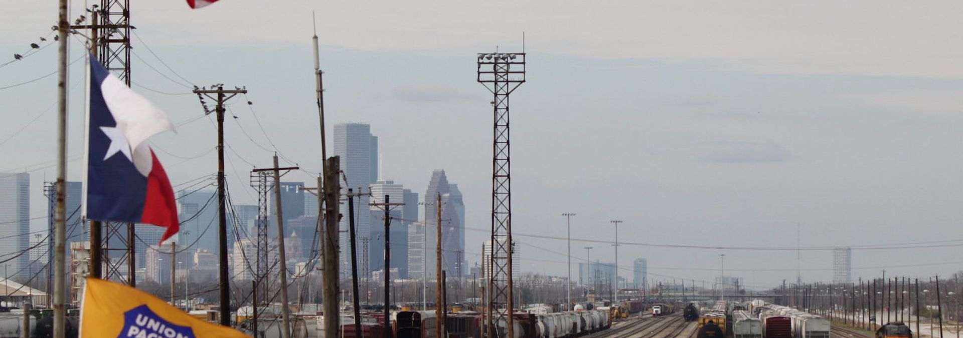 Houston Mayor Sylvester Turner is urging for the creosote contamination at the Union Pacific Englewood yard to be designated a Superfund site. Photo: Roy Luck. Flickr, Creative Commons License.