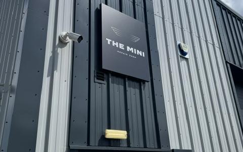 The MINI Repair Shop