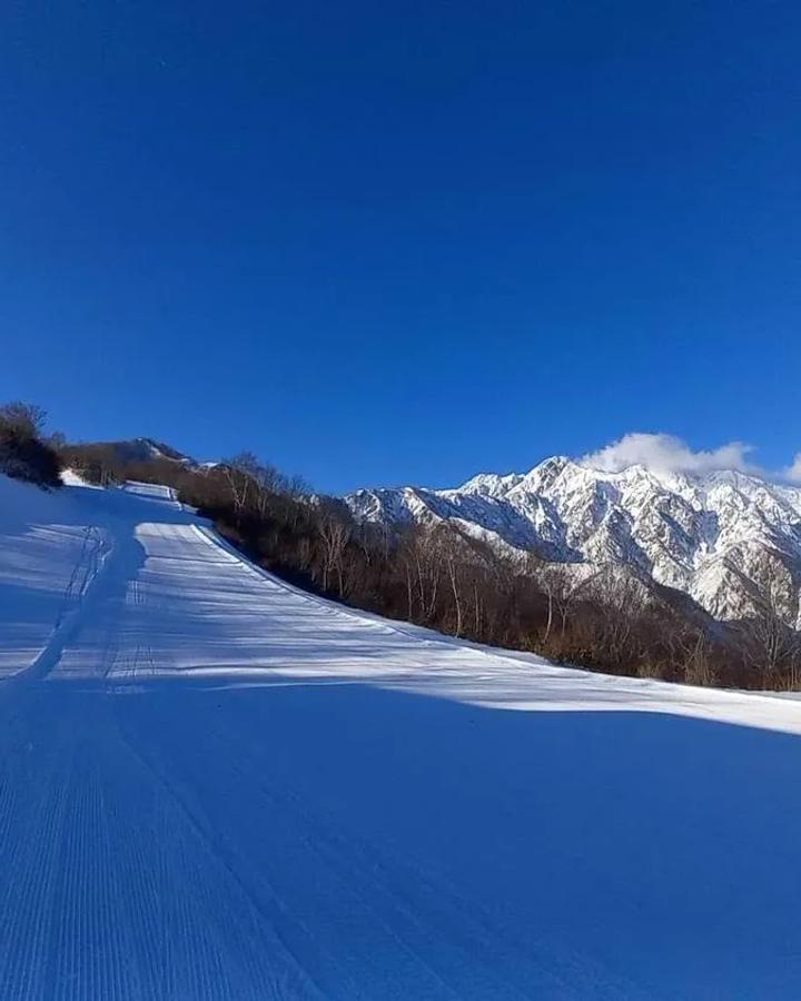 Hakuba 47