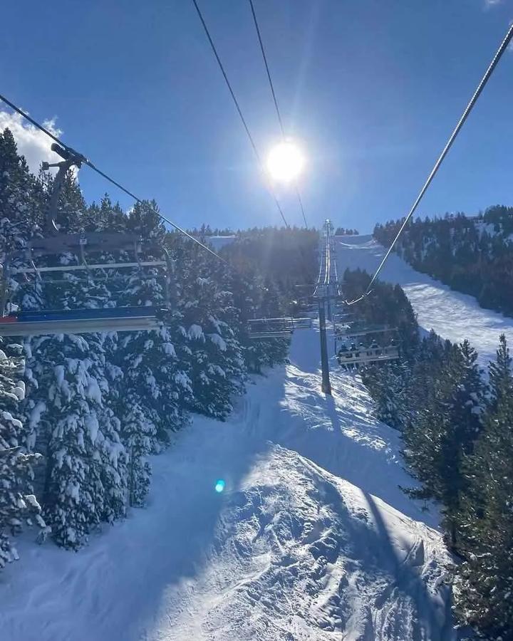 Arinsal Pal