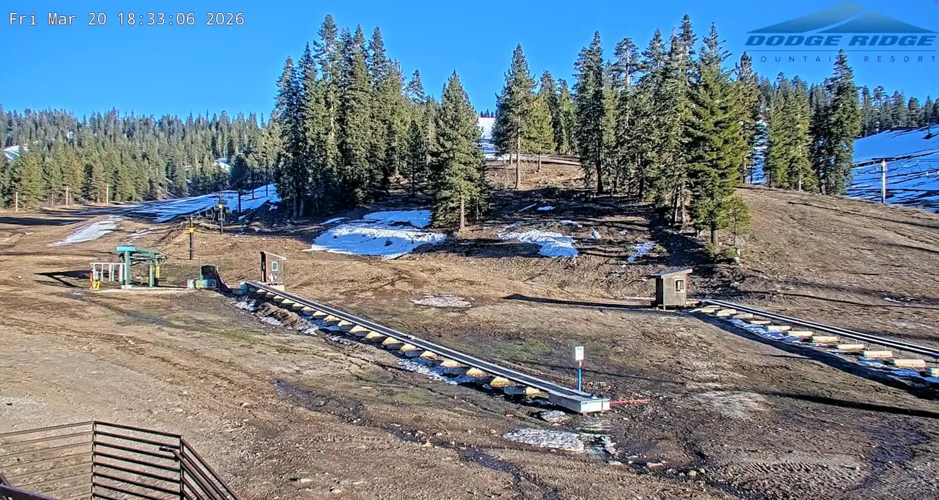 Western U.S. Ski Resorts Close Early After Warm Weather, Poor Snow