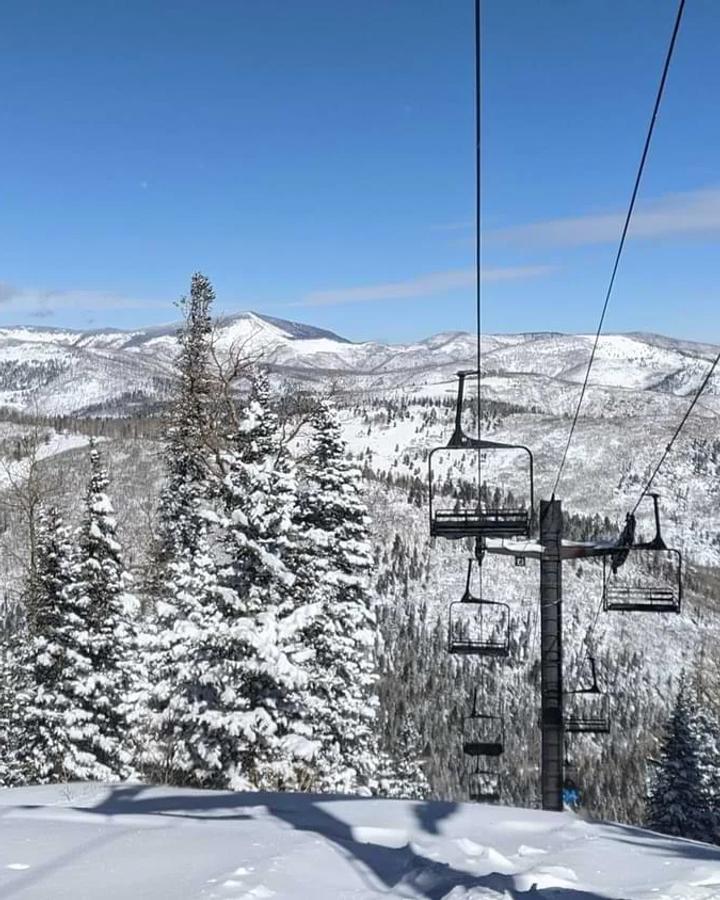 Pajarito Mountain