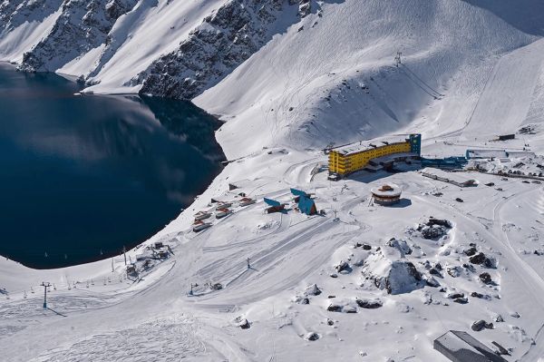 Four Dead After Avalanche Near Ski Portillo in Chile