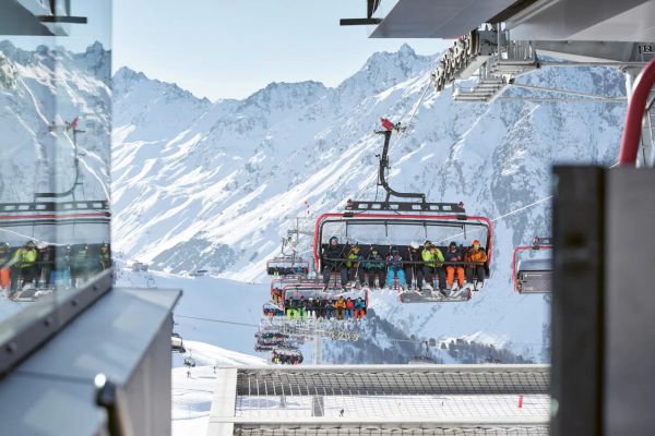 Doppelmayr Group Posts 9.1% Revenue Growth in 2025/26, Passing 1.3 Billion Euros
