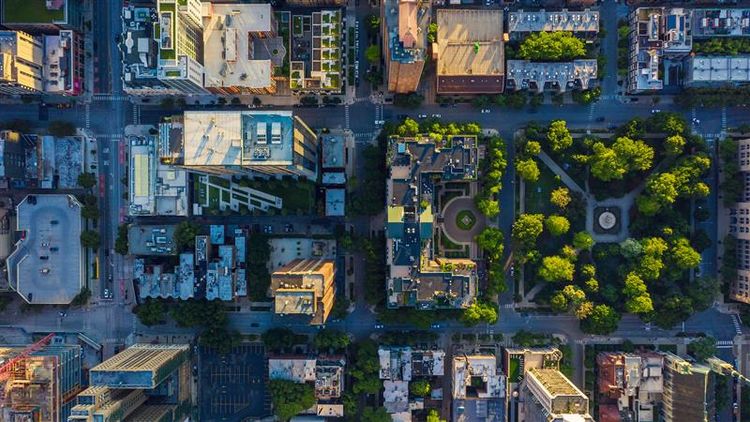 Portfolio decarbonization — from roadmap to reality | AECOM Insights