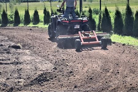 MAASTIKUEHITUS JA HALJASTUS