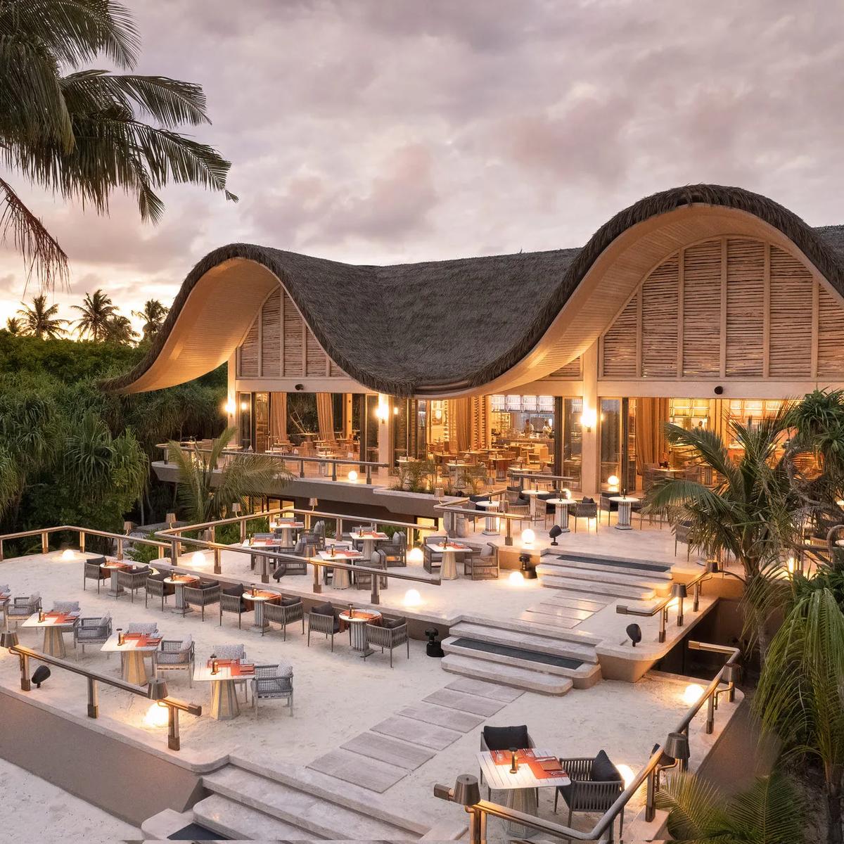 The open-air terrace of FLOW, Joali Being's Earth-to-Table restaurant