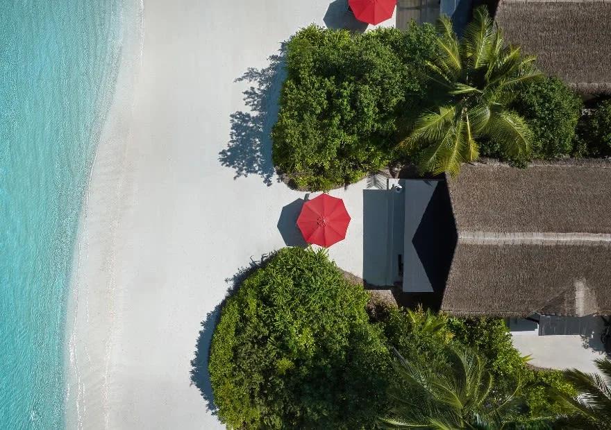 Aerial view of a Deluxe Beach Villa's beachfront position at Niyama