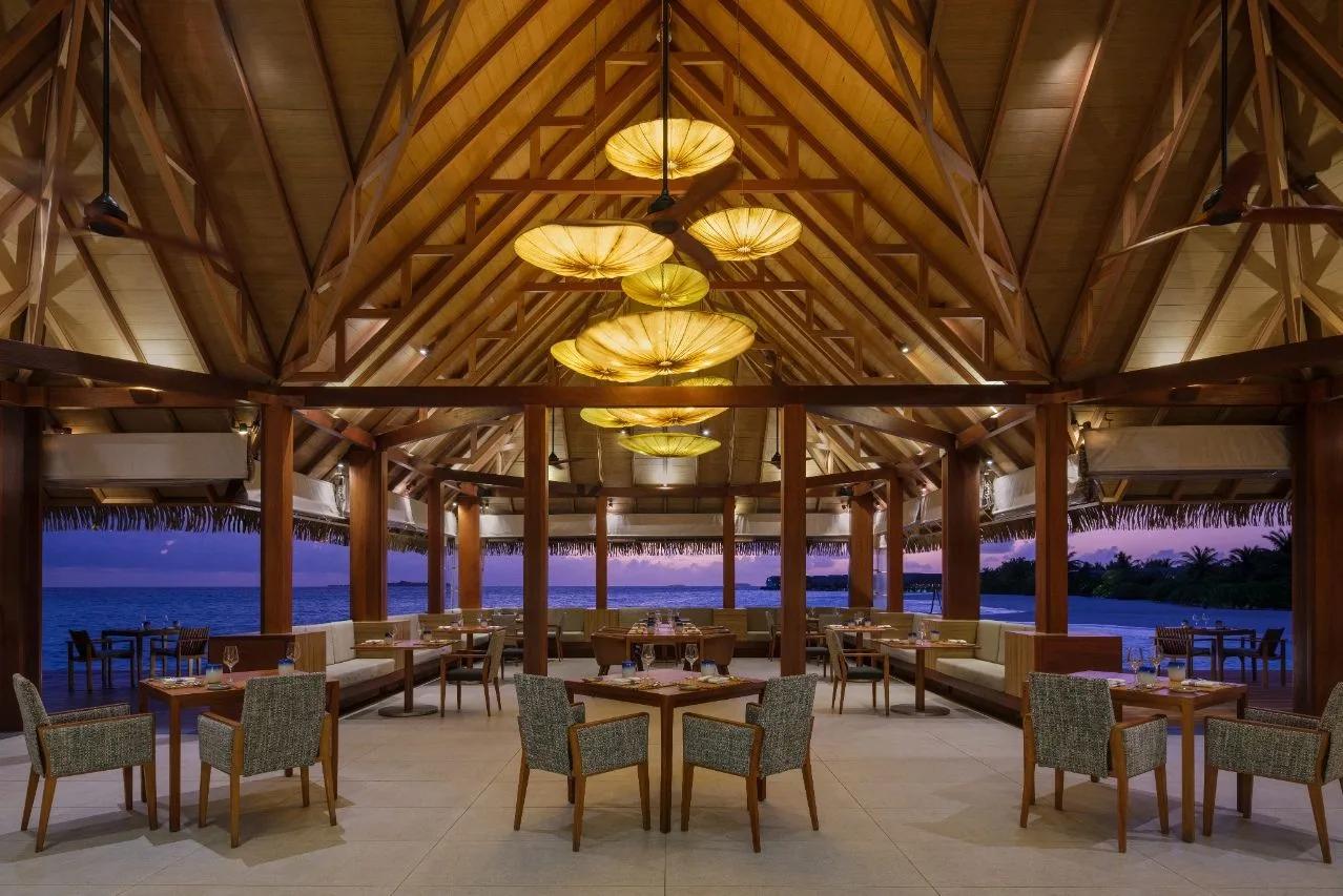 Ralu's overwater dining terrace at Heritance Aarah