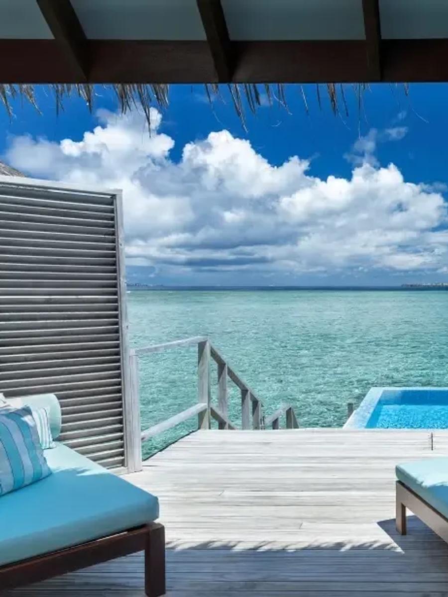 Water Bungalow with Pool's deck and plunge pool, open to the lagoon and horizon