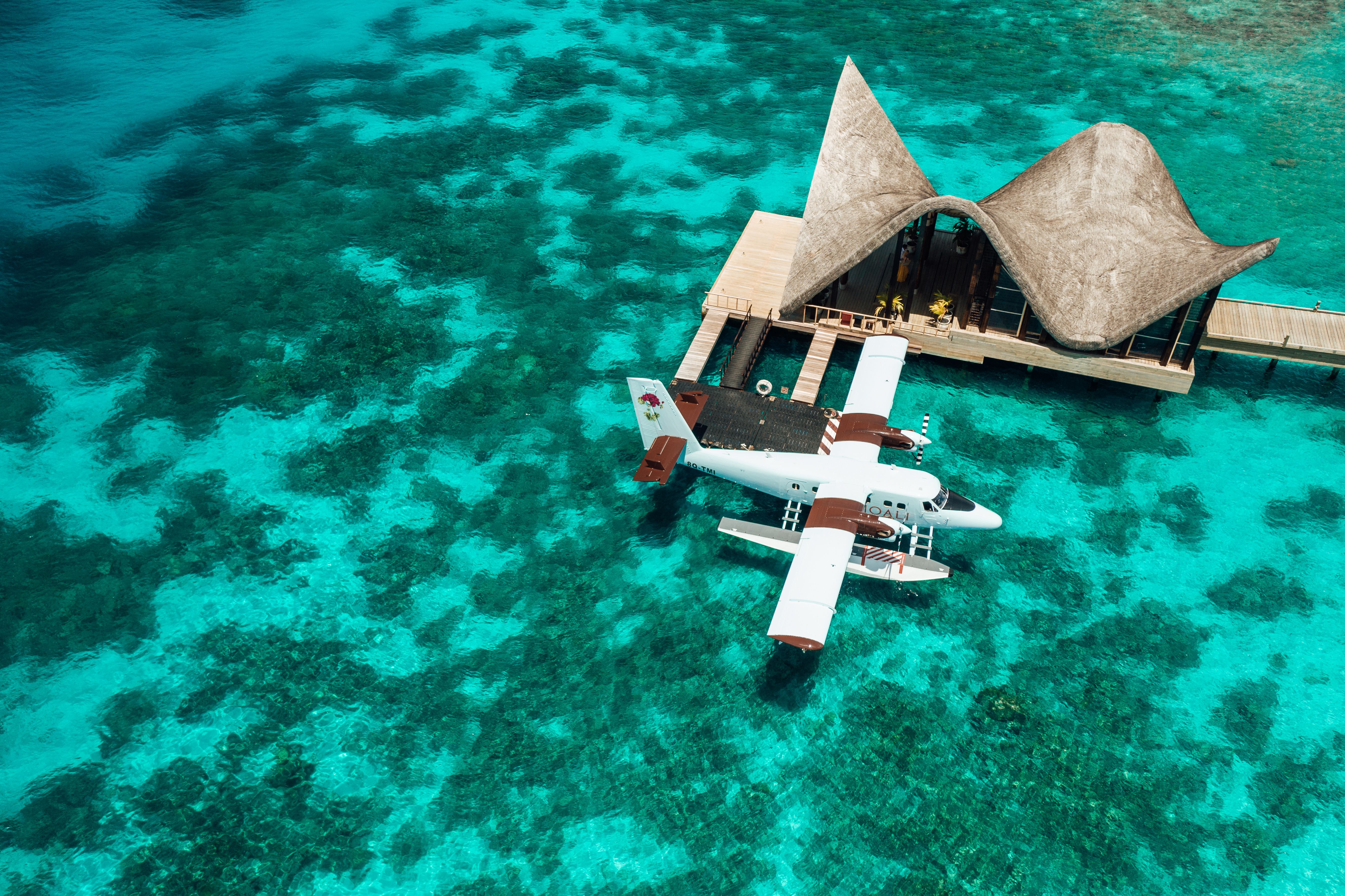 Maldives Seaplane Transfer: What to Expect Above the Atolls