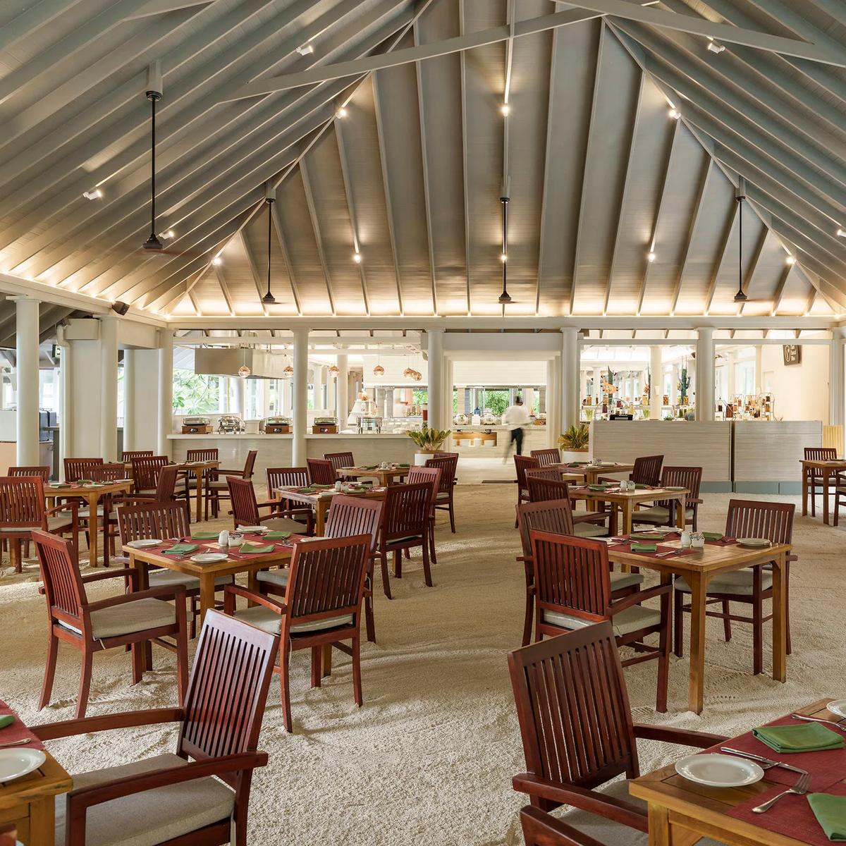 Beachfront dining setting on Dream Island — the closest photographed reference for Maghrib Grill, which has no dedicated factsheet photo