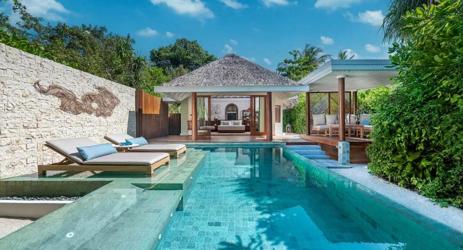 The private pool of a Beach Pool Villa at Anantara Kihavah Maldives Villas