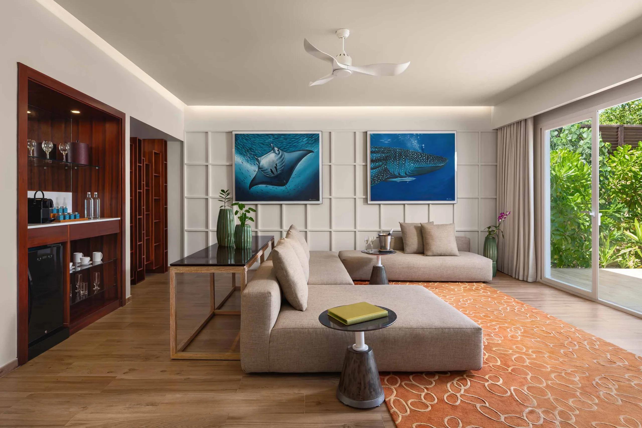 A Superior Beach Villa with Pool's terrace and 8x3 m pool