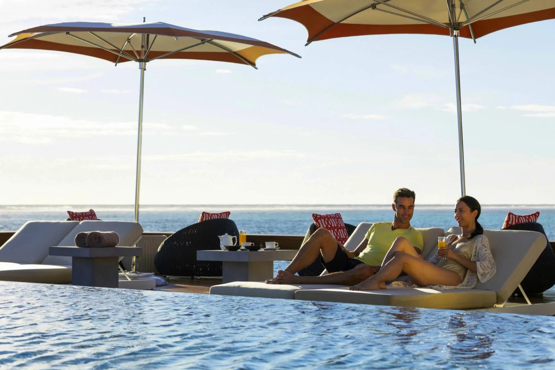 The overwater cafe and bar at Sol Rising