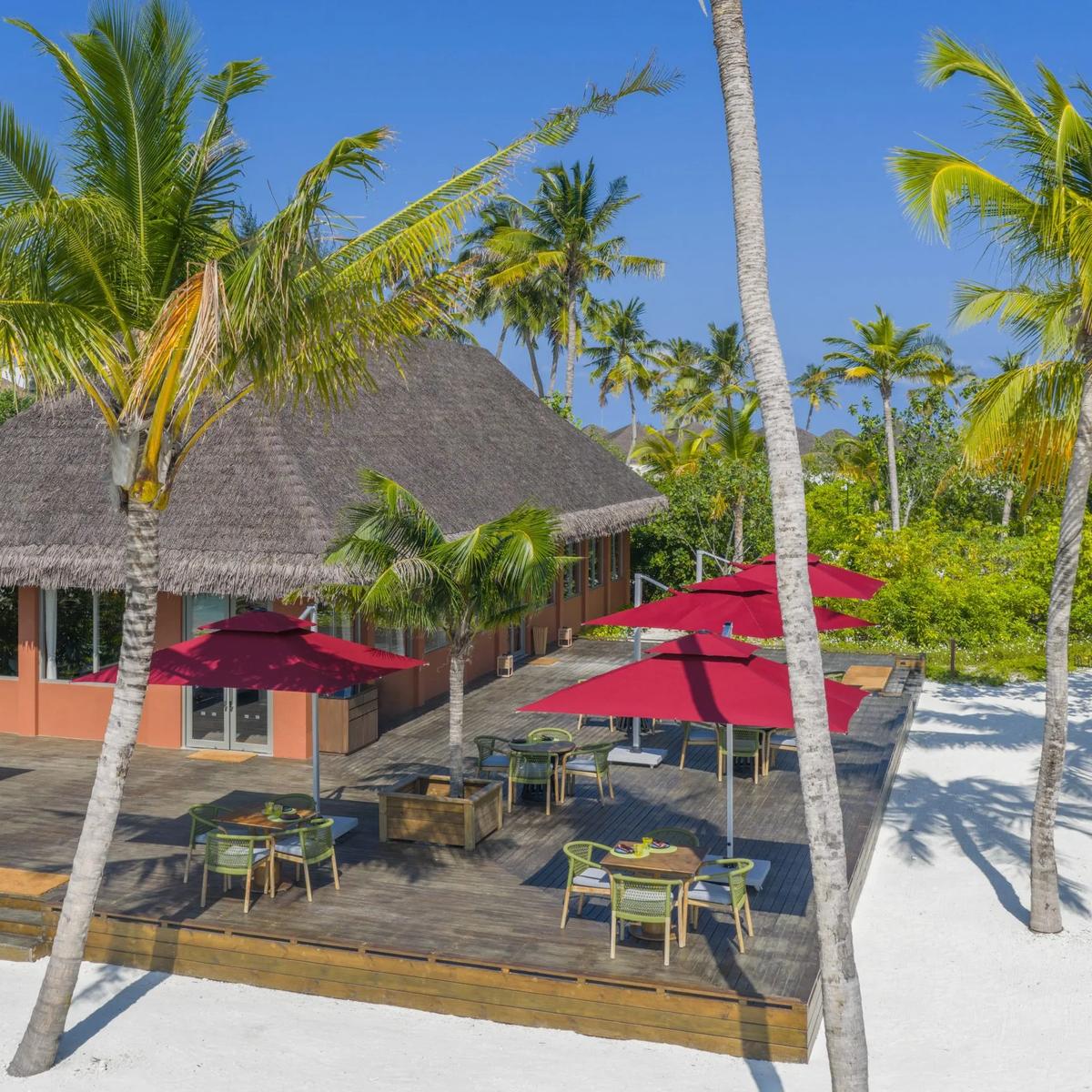 SOI, dusitD2 Feydhoo Maldives' beachfront Thai restaurant