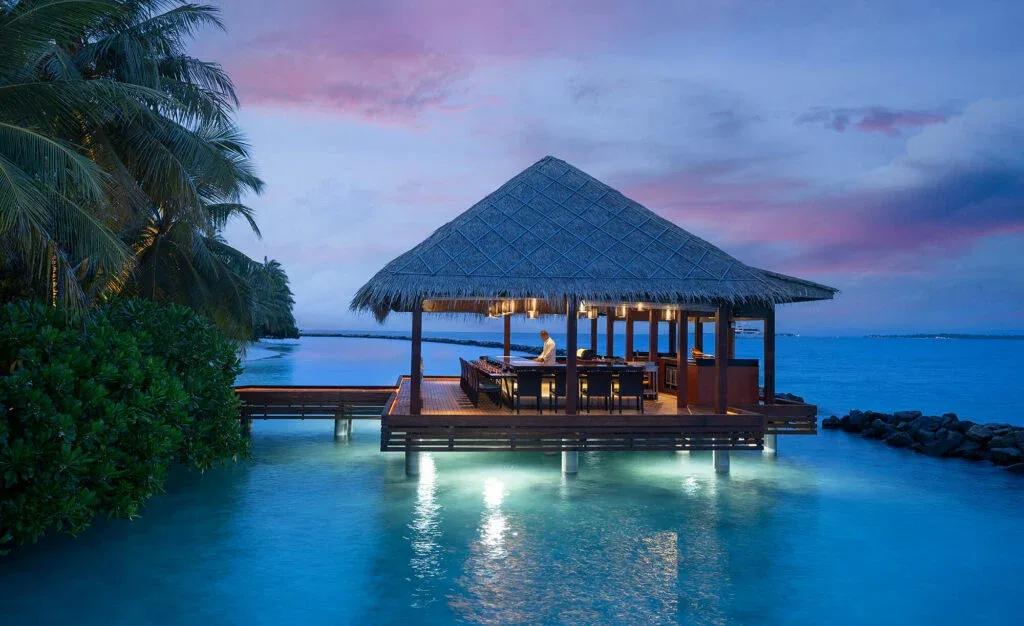 Hamakaze, Niva Kurumba's overwater Japanese restaurant