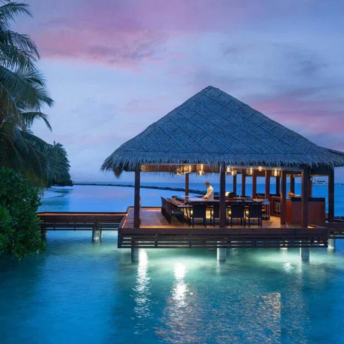 Hamakaze, Niva Kurumba's overwater Japanese restaurant