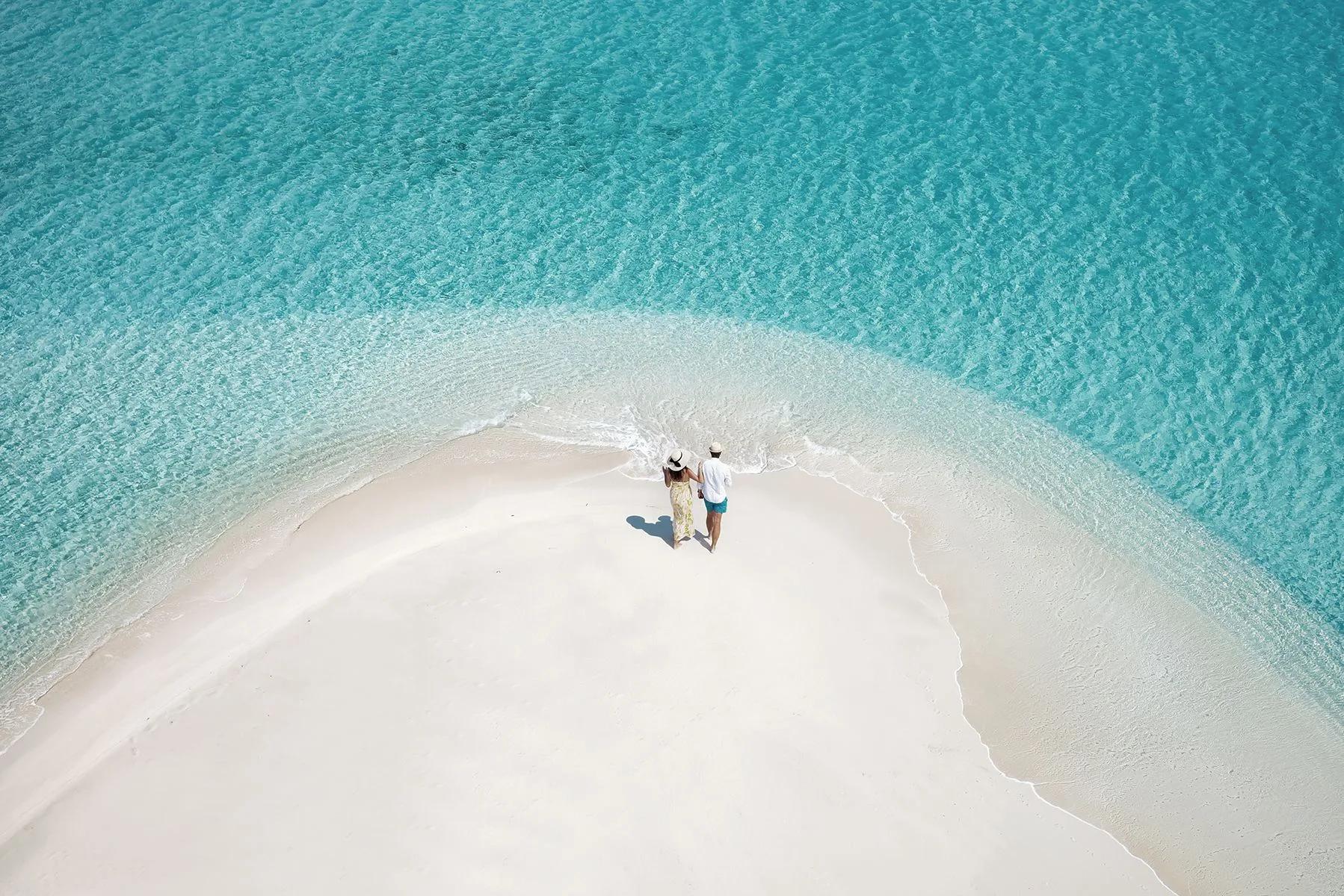 A sandbank near RAH GILI Maldives, used for vow renewals and proposals