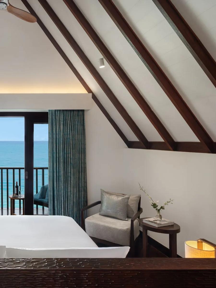 An Ocean Suite with infinity pool, one of the two Ocean Wing villa categories