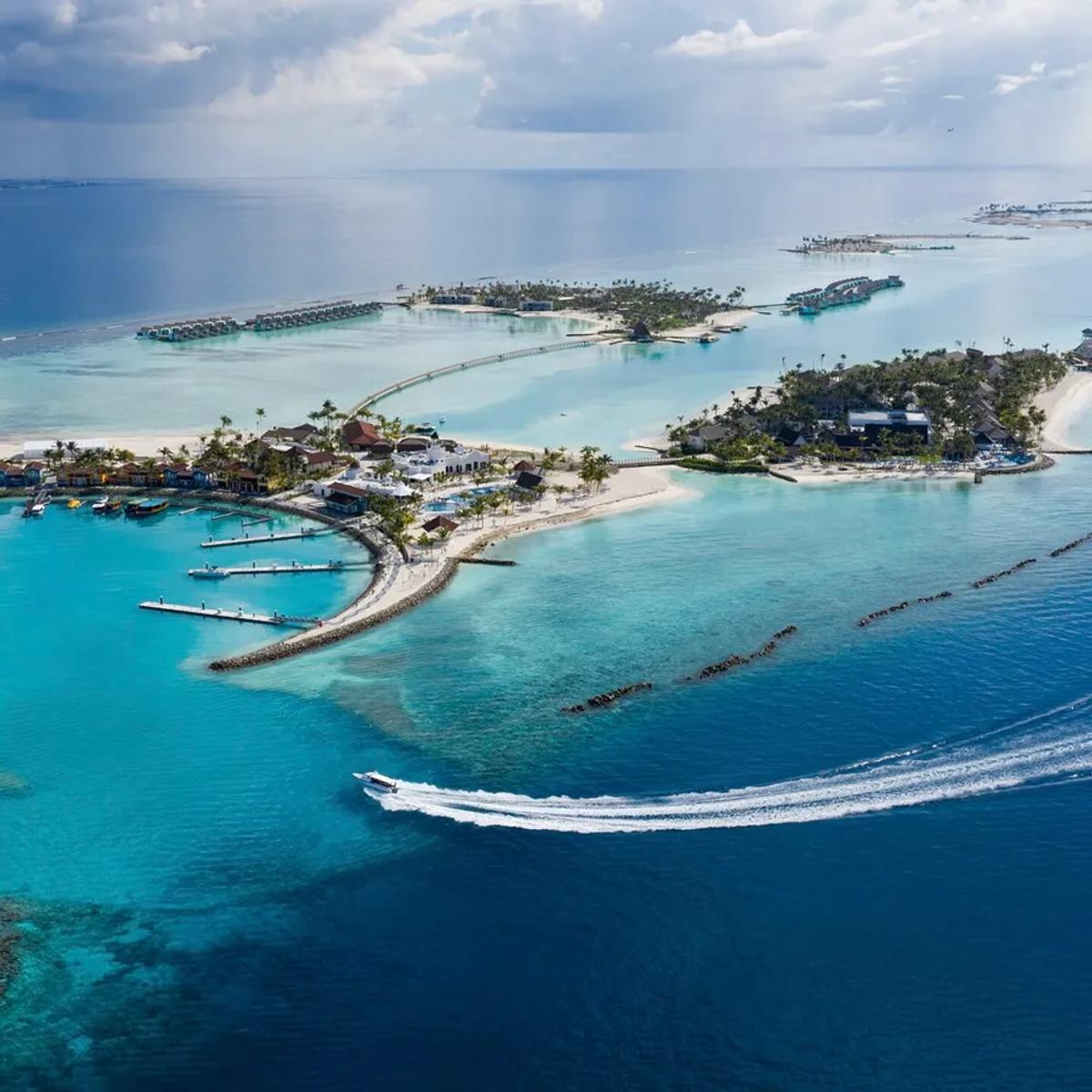 Gili Lankanfushi vs Patina Maldives: Eco-Luxury Meets Design-Led Luxury