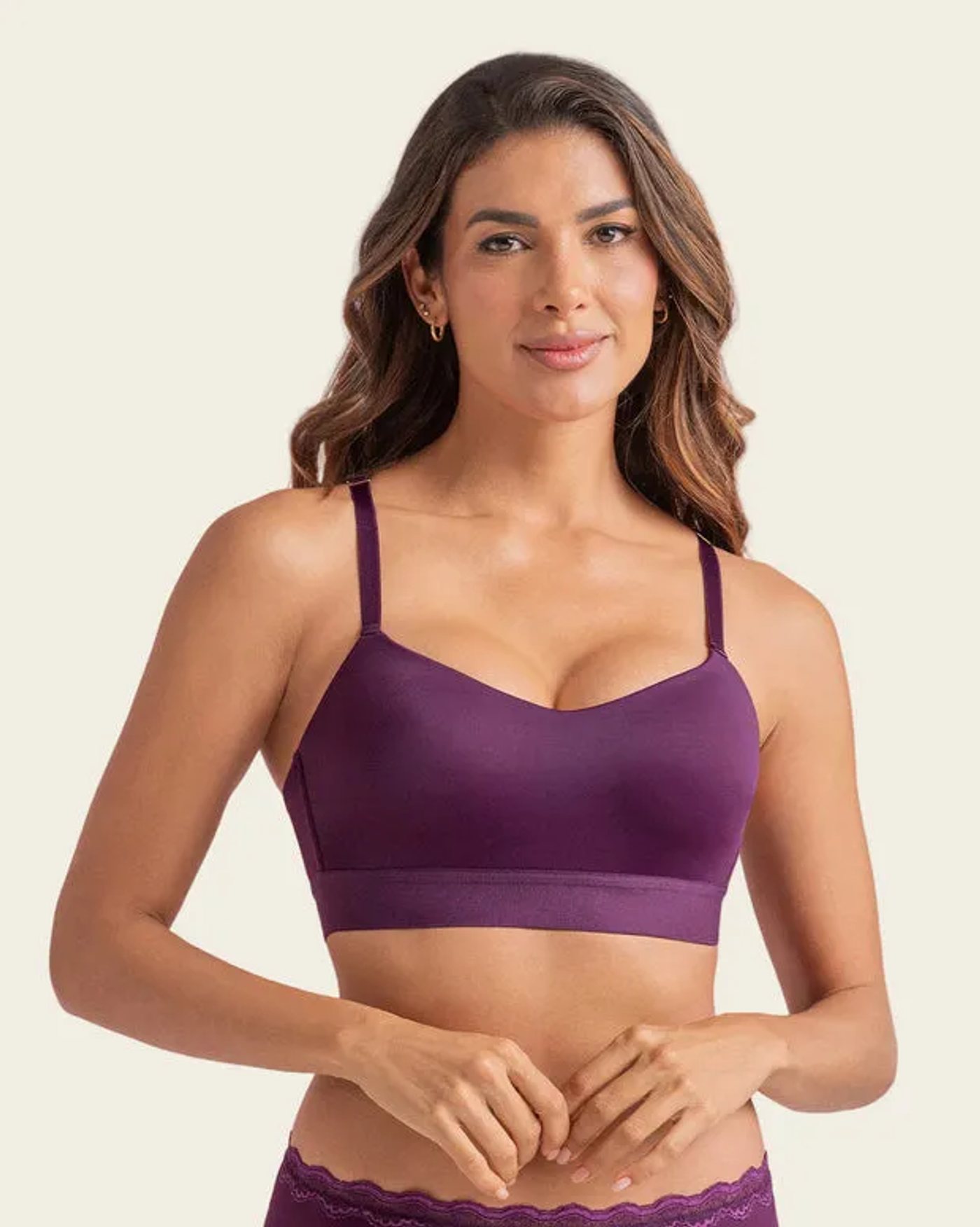 Brasier tipo top ultraliviano con copas internas fijas · Ref. 71346 · Uva