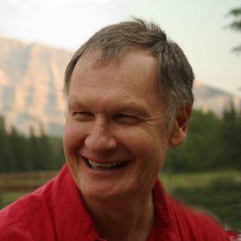 Dr Frederick Mulder CBE