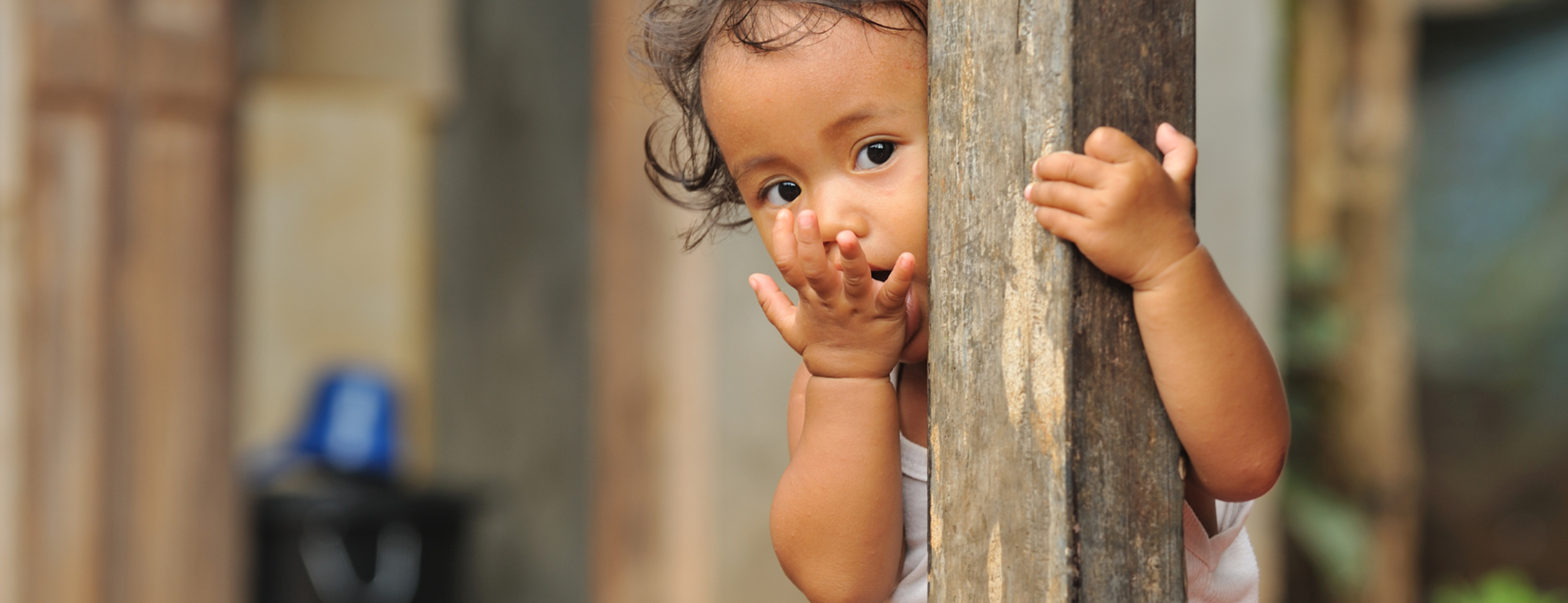 Do many charities fail to help people?