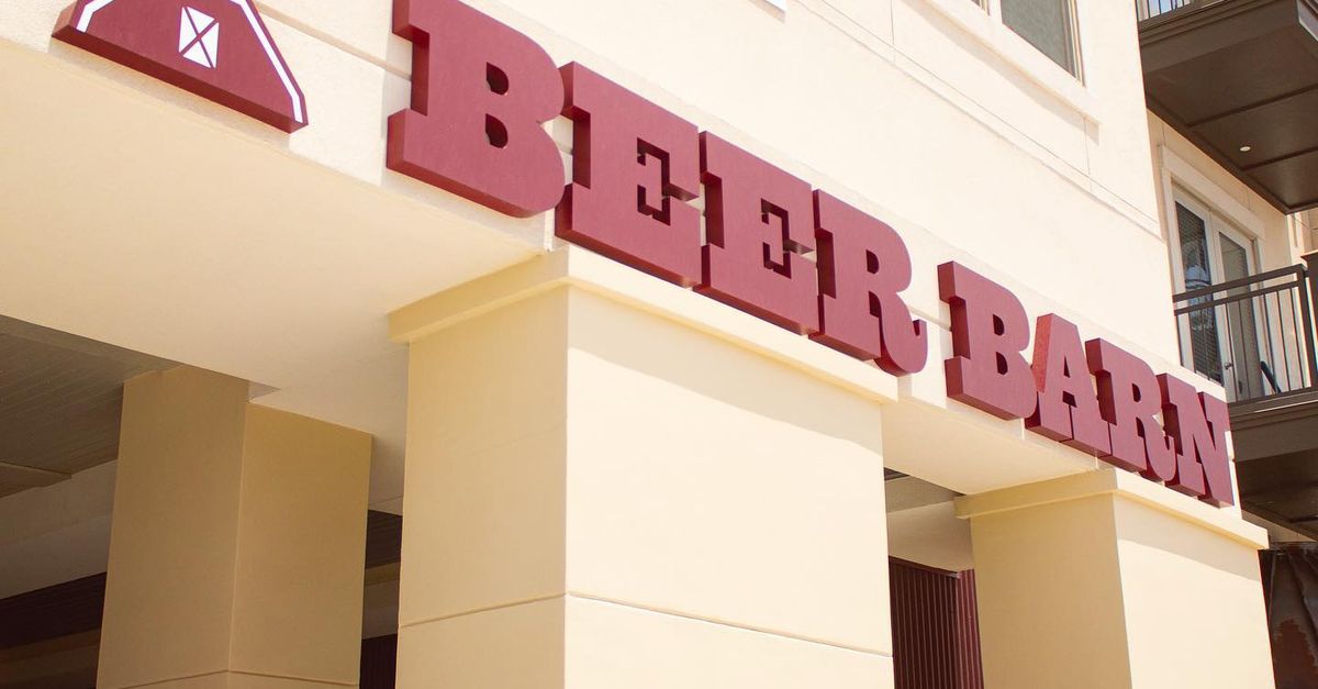 Beer Barn | Phoenix Happy Hours