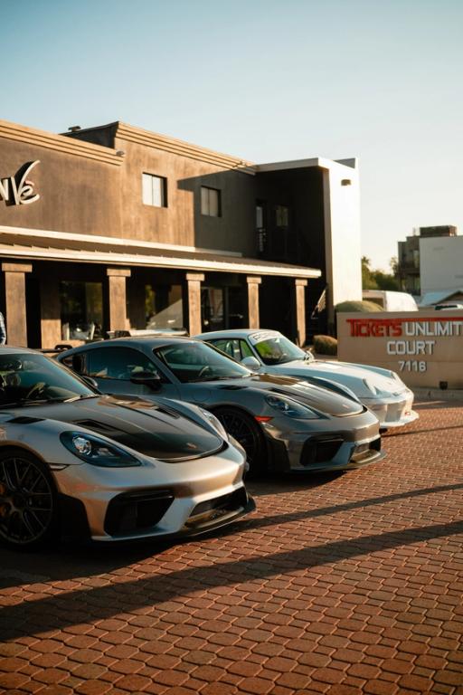 Cayman GT4s