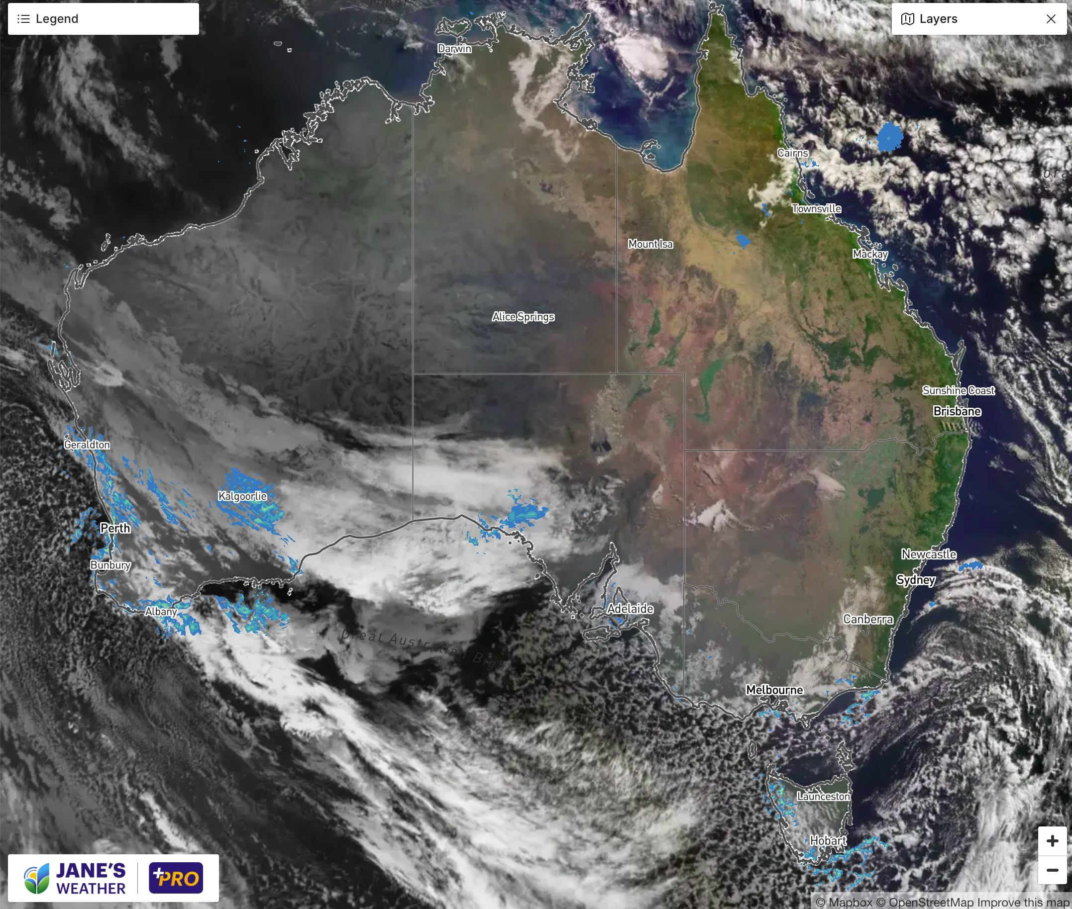 The Monday morning satellite shows a cloudband streaming down from the northwest into South Australia