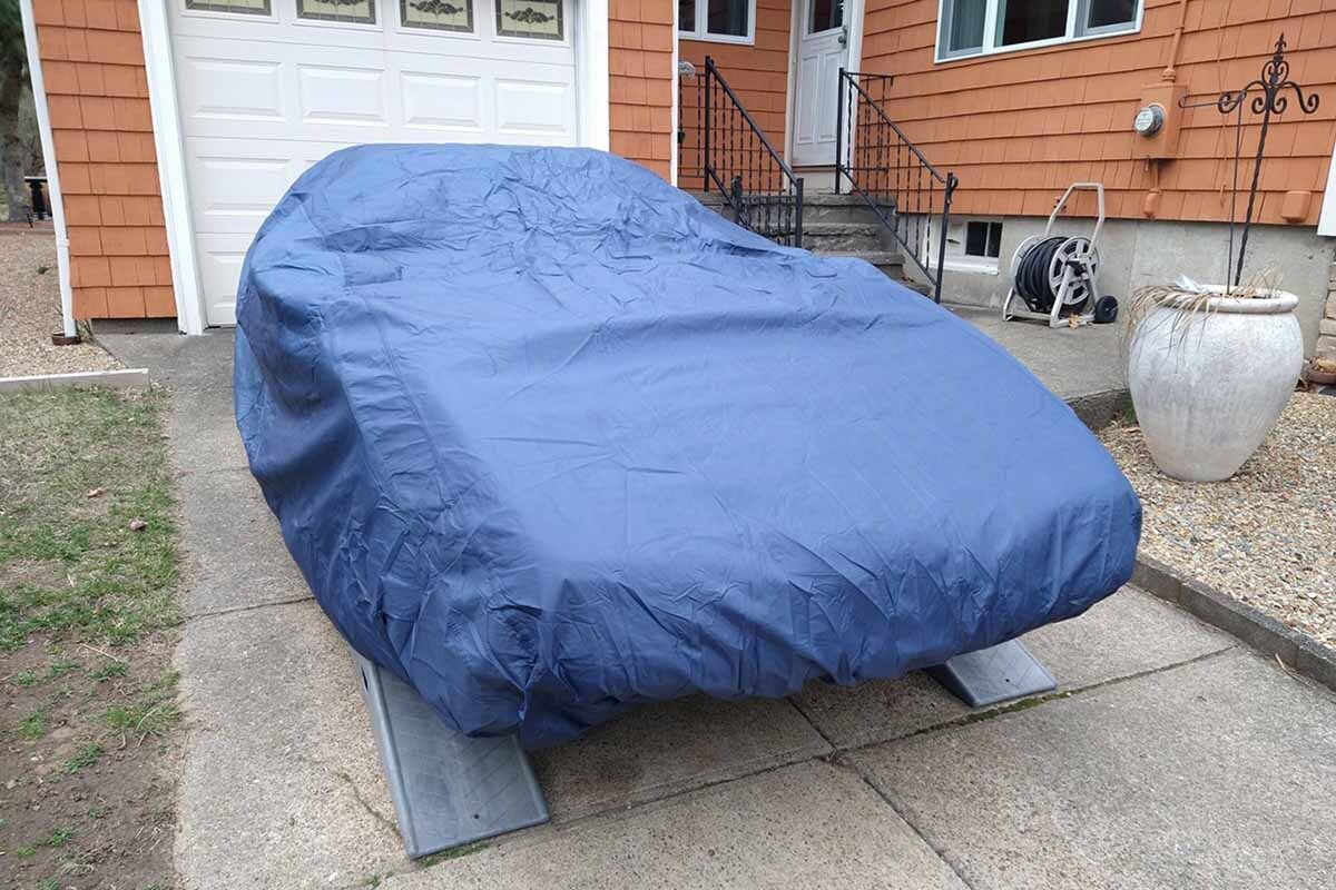 Car cover vs tarp: what's the difference