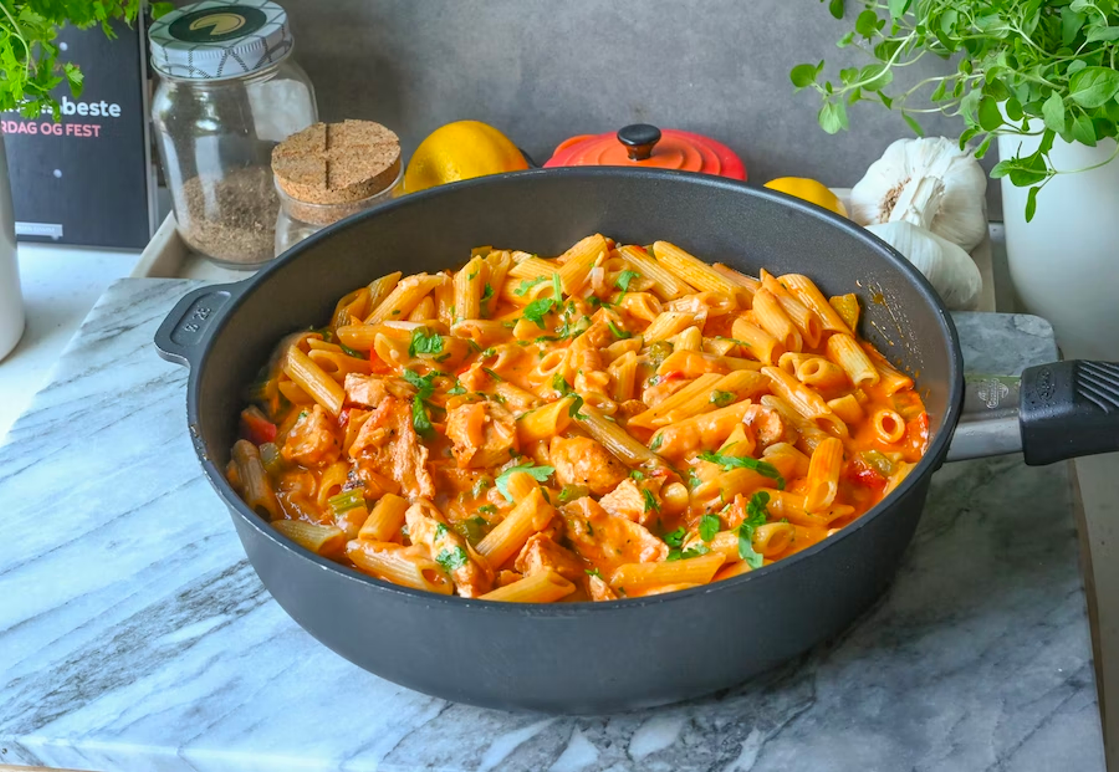 Spicy kyllingpasta