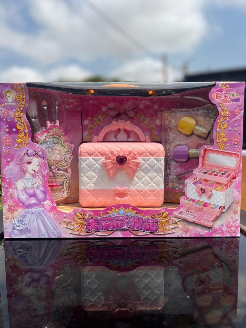 Kids' Pretend Makeup Beauty Case Set