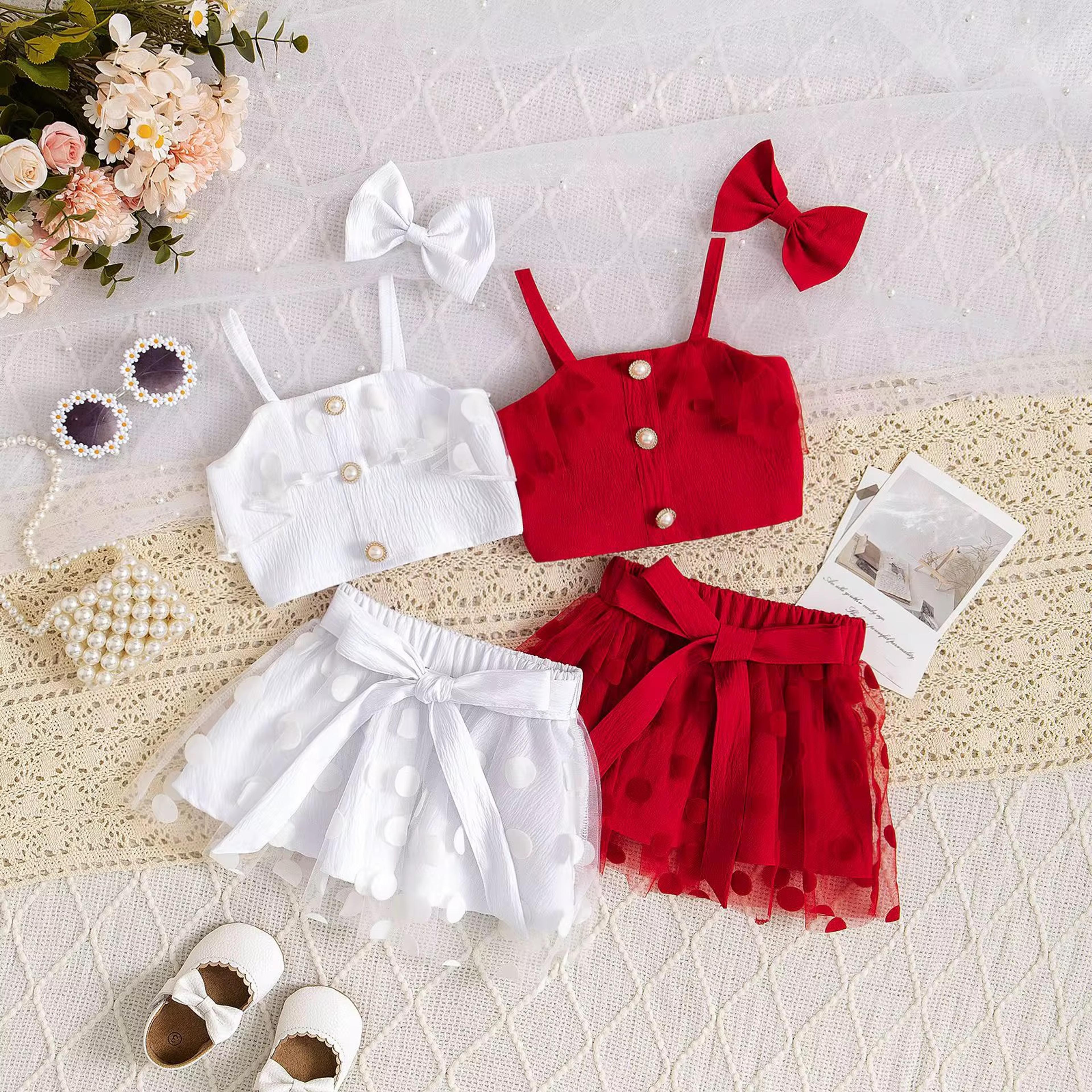 Girls' Elegant 3-Piece Outfit Set thumbnail 2