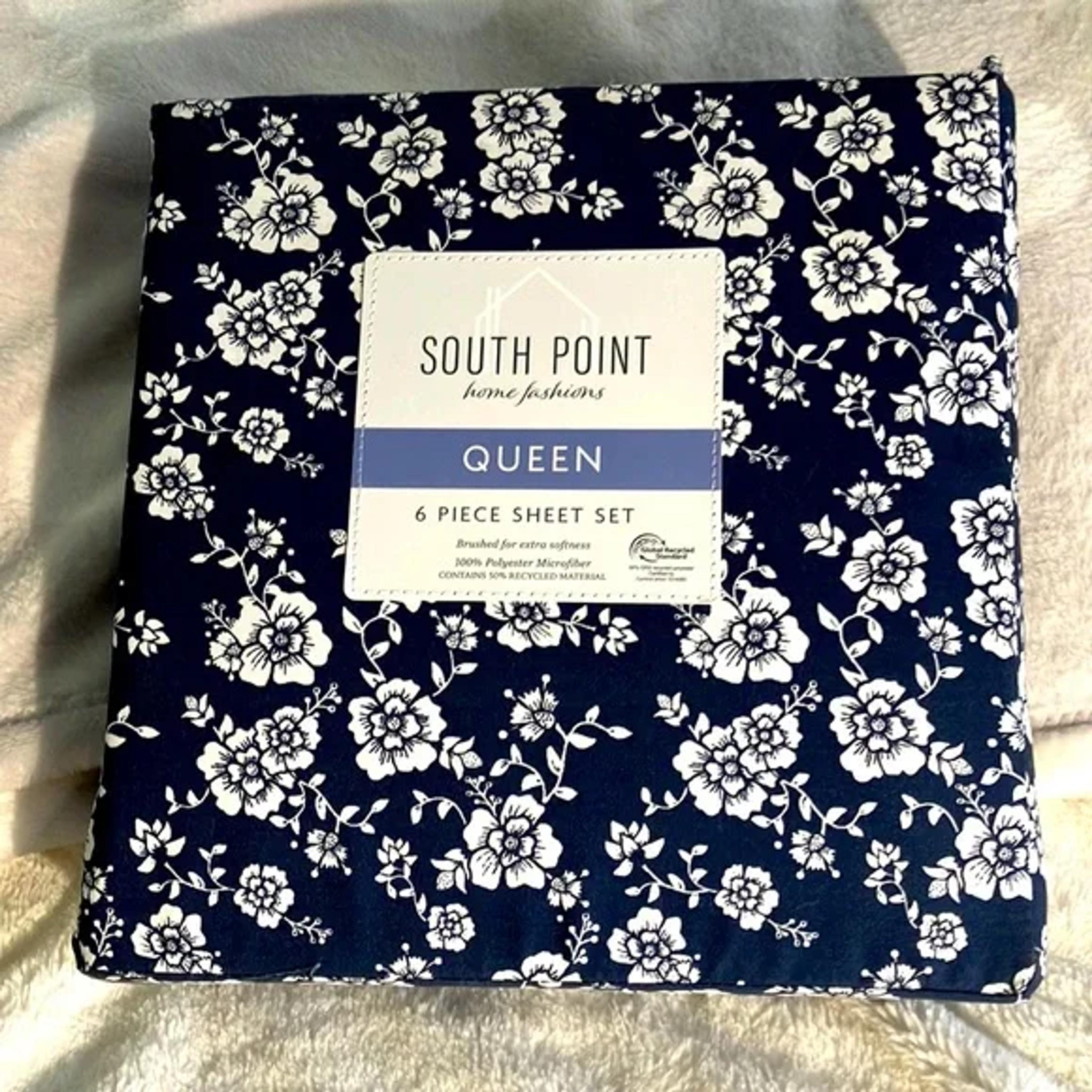 Premium 6-Piece Bedsheet Set thumbnail 5
