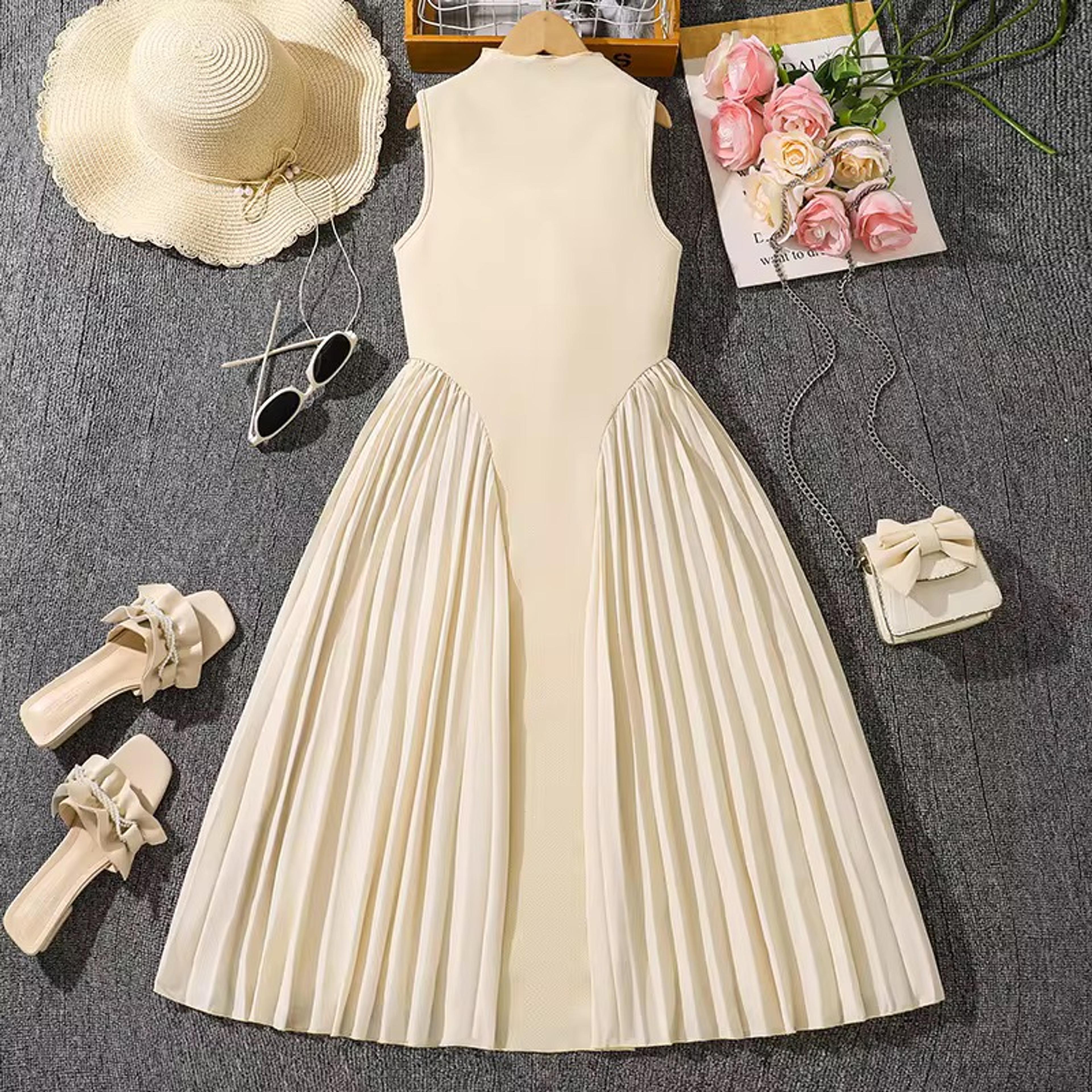 Girls' Unique Pleated Dress thumbnail 3